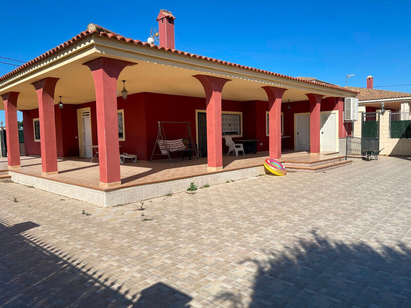Auberge à vendre dans Albatera, Alicante