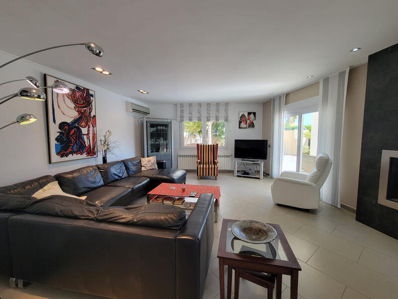 3 bedroom Villa for sale 3 bedroom Villa for sale