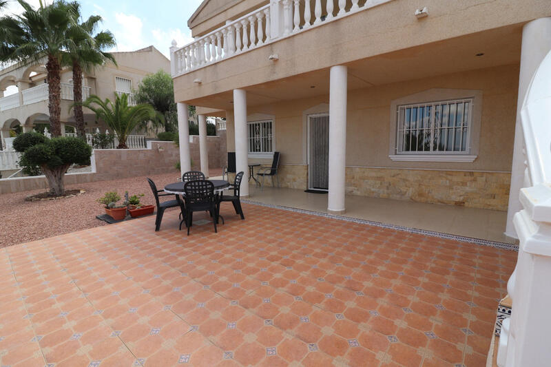 3 slaapkamer Villa Te koop 3 slaapkamer Villa Te koop
