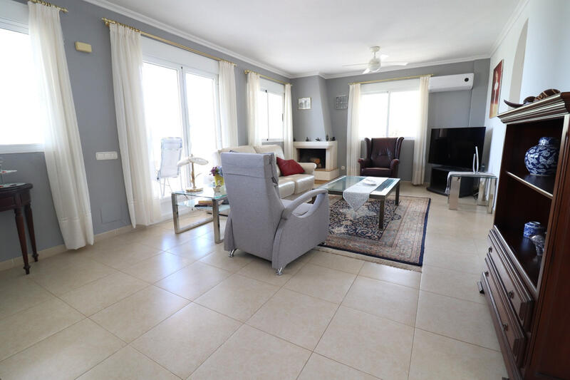 3 slaapkamer Villa Te koop 3 slaapkamer Villa Te koop