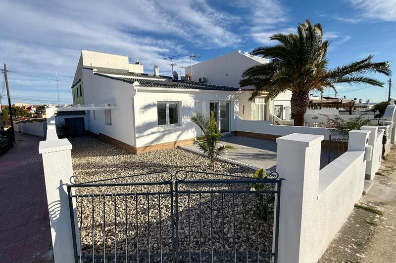 Villa zu verkaufen in Ciudad Quesada, Alicante