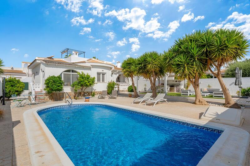 Villa til salg i Ciudad Quesada, Alicante