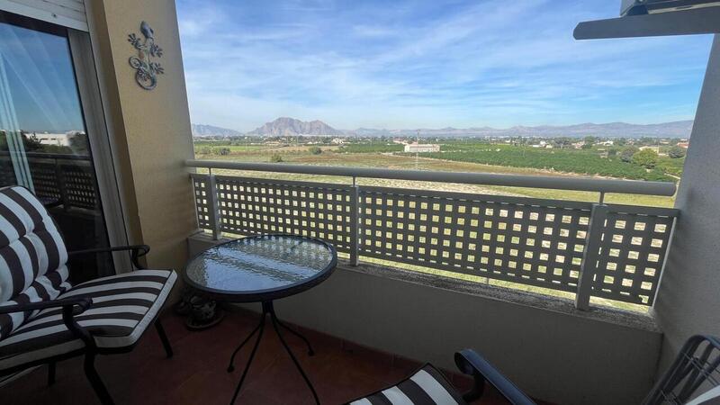 Leilighet til salgs i Almoradí, Alicante