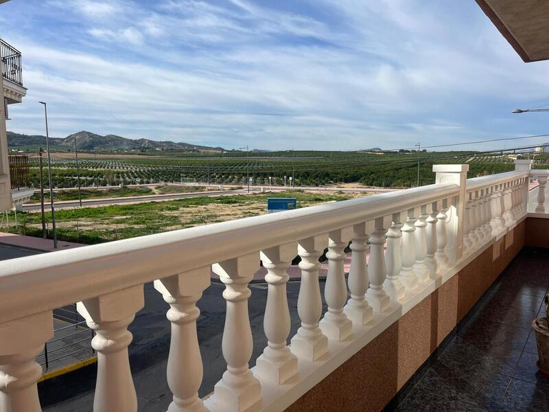 4 bedroom Apartment for sale