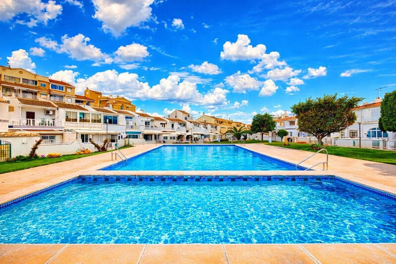 Townhouse for sale in Torrevieja, Alicante