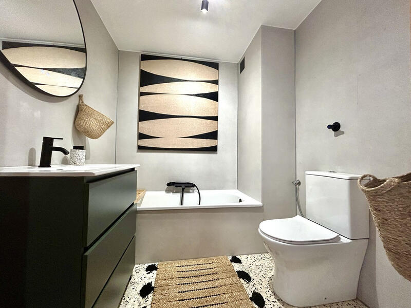 2 slaapkamer Appartement Te koop 2 slaapkamer Appartement Te koop
