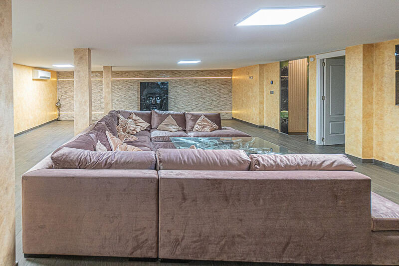 5 slaapkamer Villa Te koop