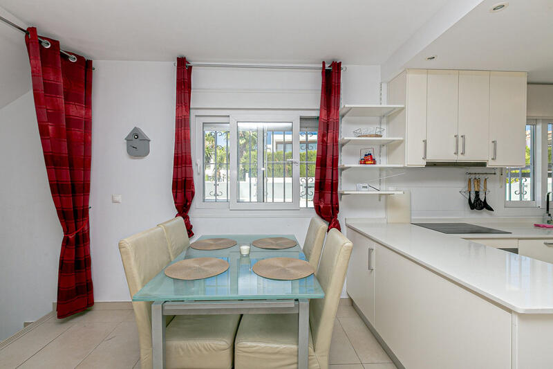4 bedroom Villa for sale