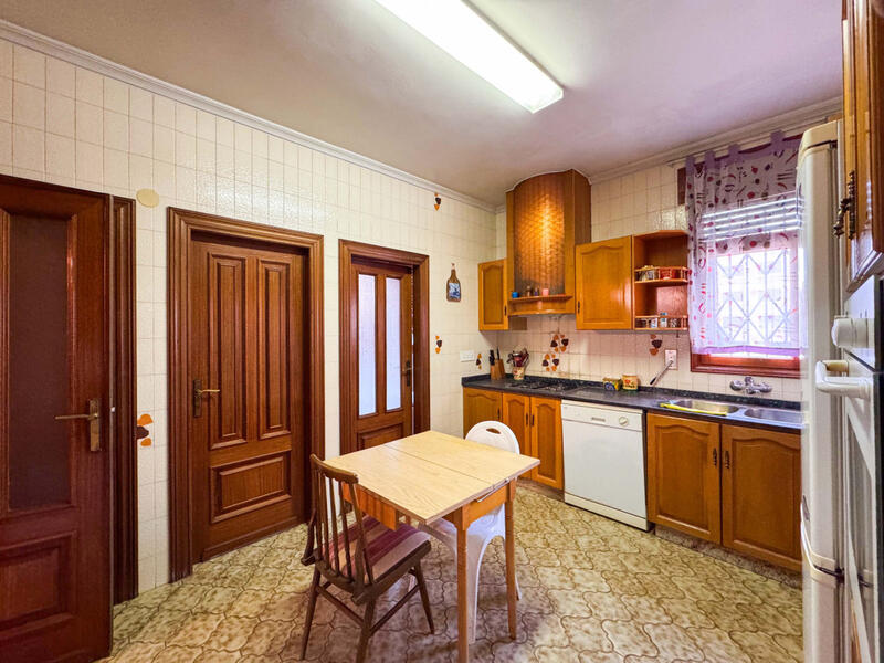 7 slaapkamer Villa Te koop 7 slaapkamer Villa Te koop
