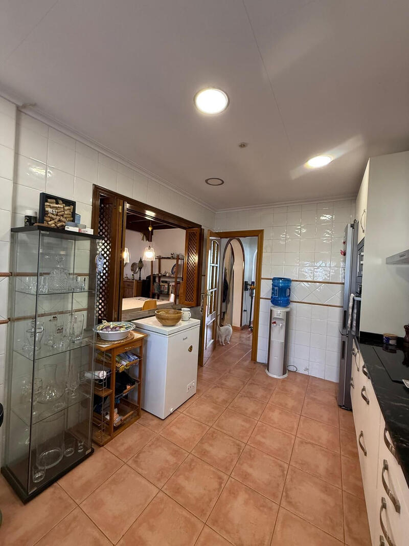 4 bedroom Villa for sale 4 bedroom Villa for sale