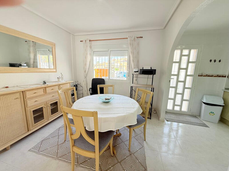 2 Schlafzimmer Stadthaus zu verkaufen 2 Schlafzimmer Stadthaus zu verkaufen