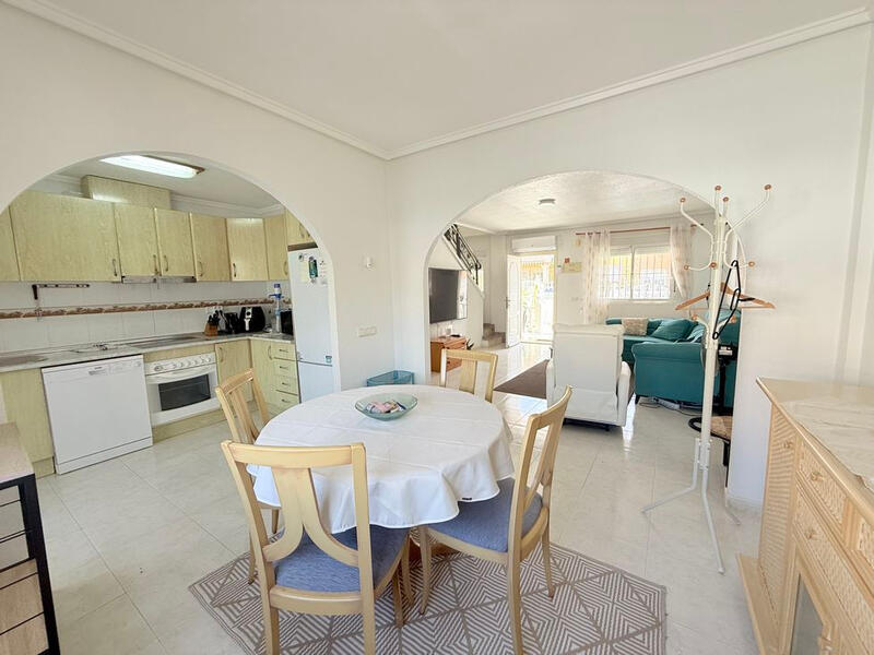 2 Schlafzimmer Stadthaus zu verkaufen 2 Schlafzimmer Stadthaus zu verkaufen