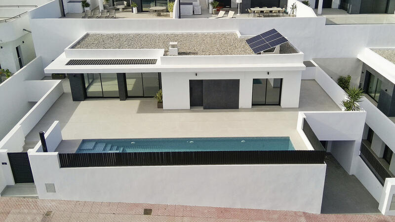 4 slaapkamer Villa Te koop 4 slaapkamer Villa Te koop