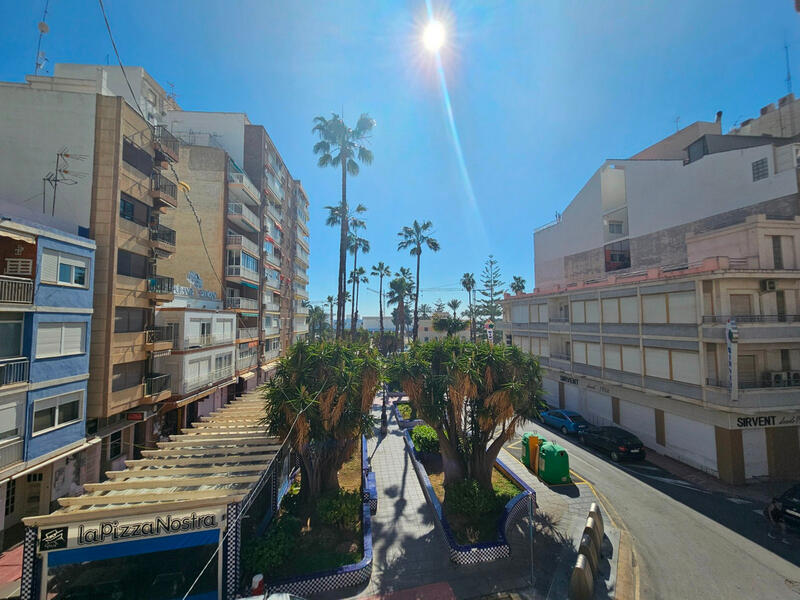 Apartment for sale in Torrevieja, Alicante