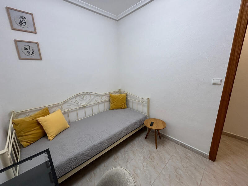 2 slaapkamer Appartement Te koop