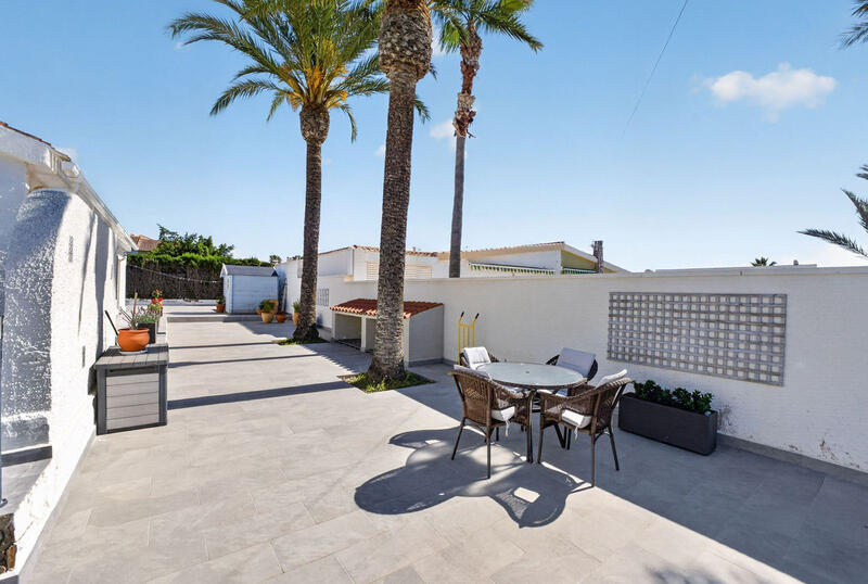 3 Cuarto Villa en venta