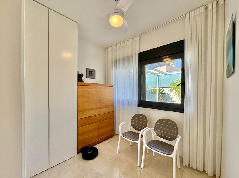 3 Schlafzimmer Villa zu verkaufen 3 Schlafzimmer Villa zu verkaufen
