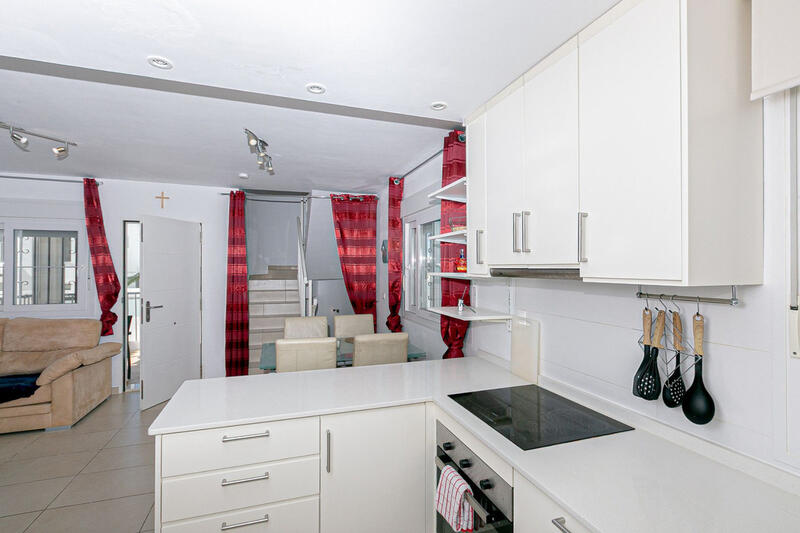 4 slaapkamer Villa Te koop