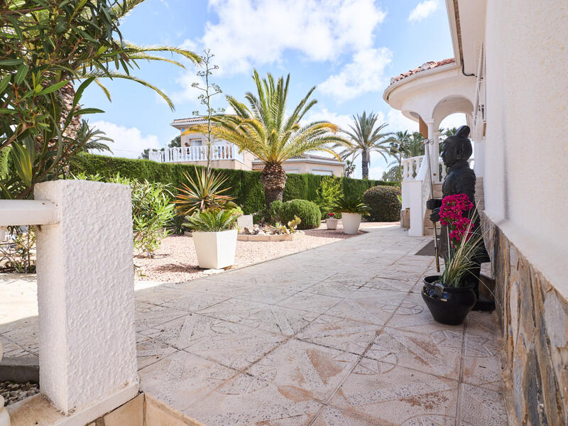 4 bedroom Villa for sale 4 bedroom Villa for sale