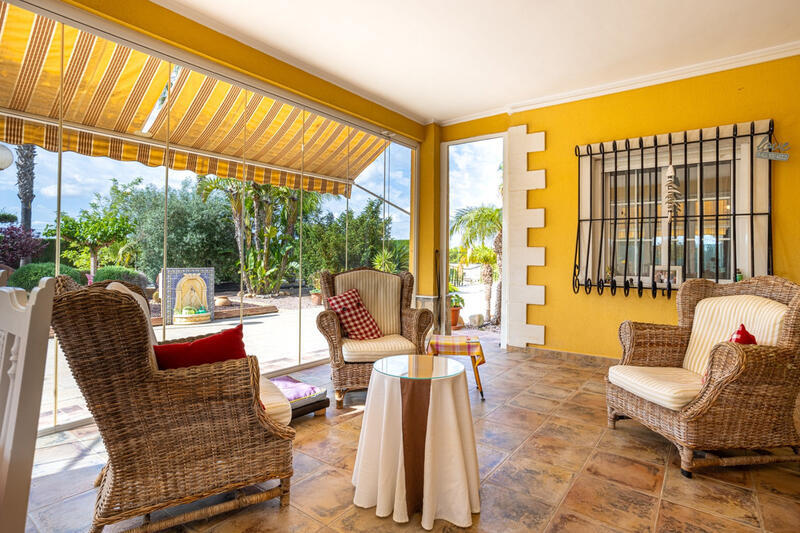 5 Schlafzimmer Villa zu verkaufen 5 Schlafzimmer Villa zu verkaufen