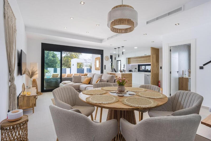 3 bedroom Villa for sale