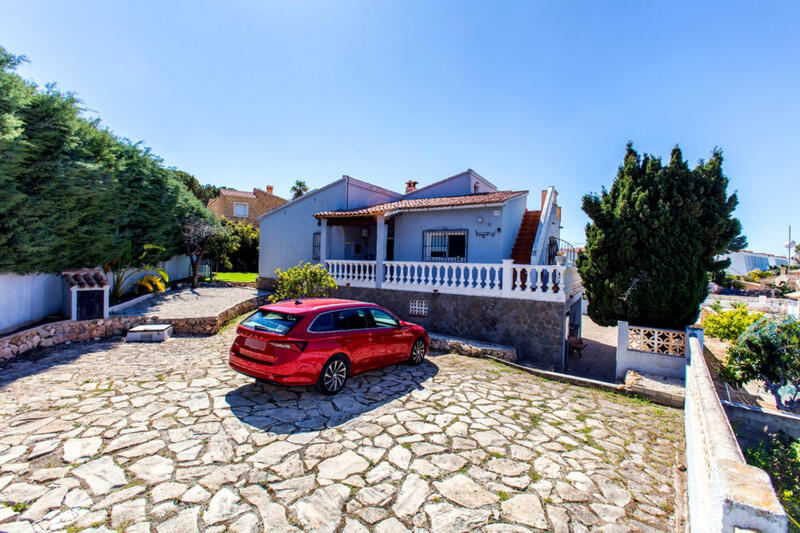 3 slaapkamer Villa Te koop
