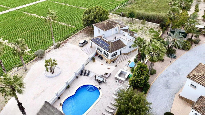4 Schlafzimmer Villa zu verkaufen 4 Schlafzimmer Villa zu verkaufen