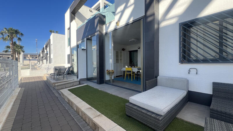 2 slaapkamer Appartement Te koop