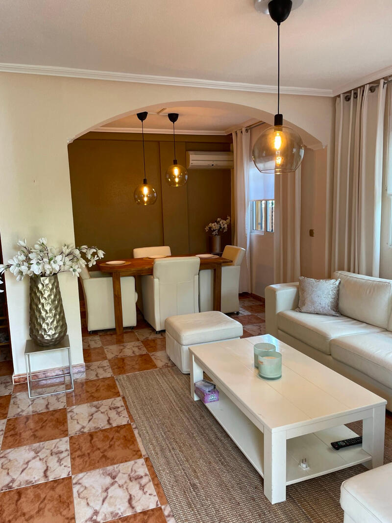 2 Schlafzimmer Villa zu verkaufen 2 Schlafzimmer Villa zu verkaufen