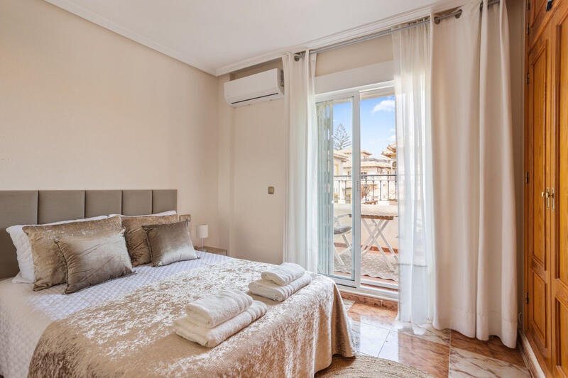 2 Schlafzimmer Villa zu verkaufen 2 Schlafzimmer Villa zu verkaufen