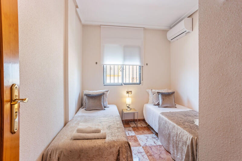 2 Schlafzimmer Villa zu verkaufen 2 Schlafzimmer Villa zu verkaufen