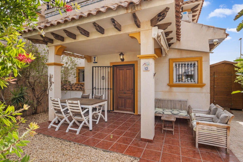 2 Schlafzimmer Villa zu verkaufen 2 Schlafzimmer Villa zu verkaufen