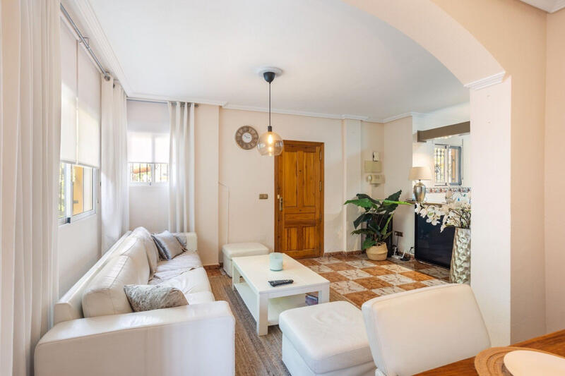 2 Schlafzimmer Villa zu verkaufen 2 Schlafzimmer Villa zu verkaufen