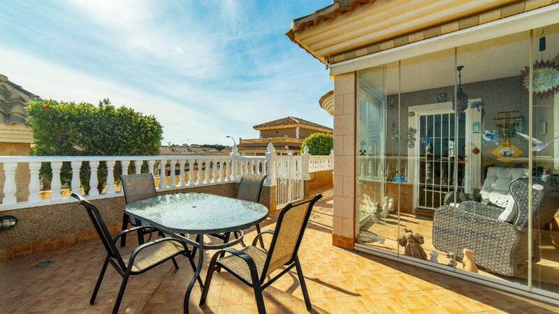 2 bedroom Villa for sale 2 bedroom Villa for sale