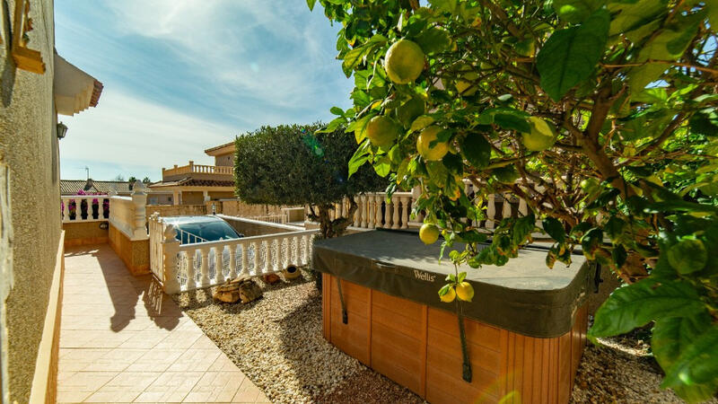 2 bedroom Villa for sale 2 bedroom Villa for sale