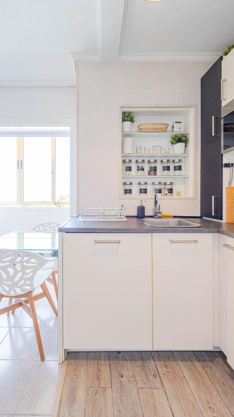 1 slaapkamer Appartement Te koop 1 slaapkamer Appartement Te koop