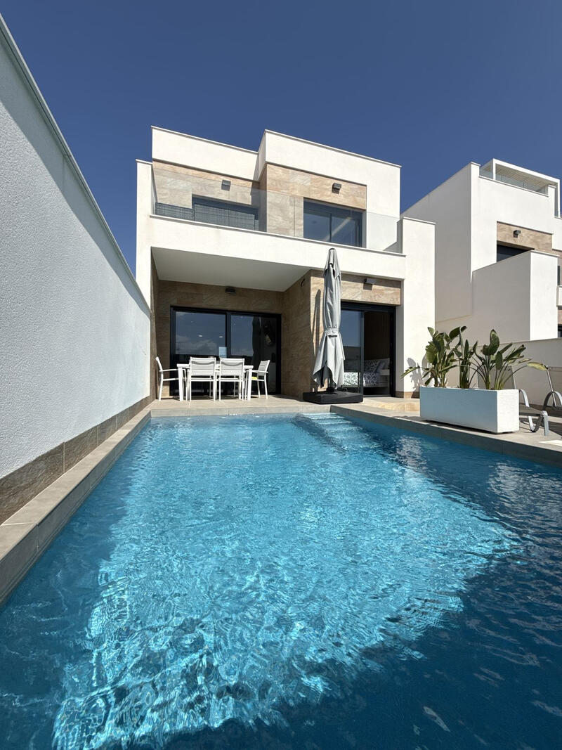 3 slaapkamer Villa Te koop