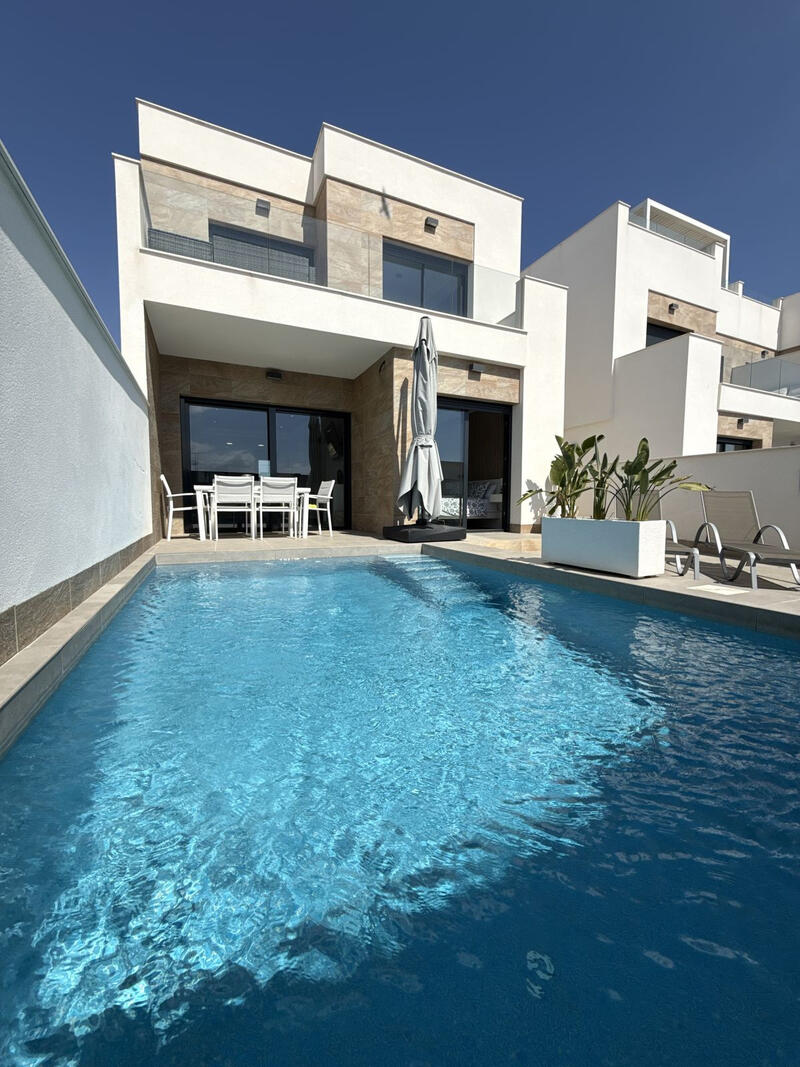 3 slaapkamer Villa Te koop