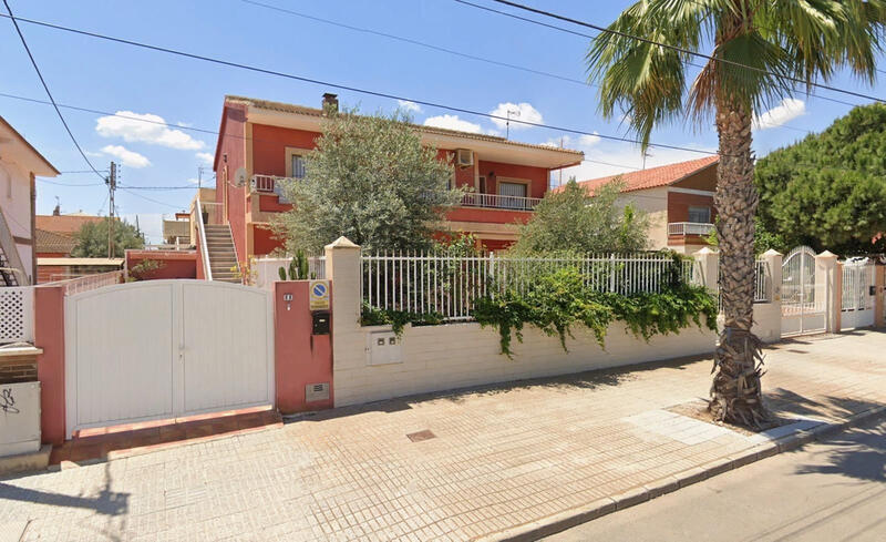 квартира продается в Los Alcazares, Murcia
