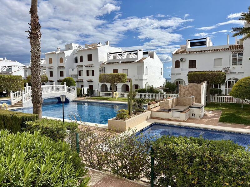 Gezinswoning Te koop in Rojales, Alicante