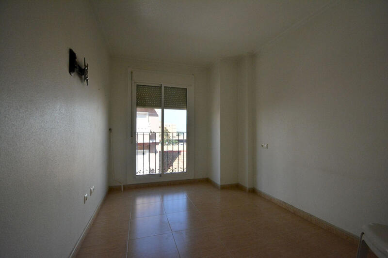 2 slaapkamer Appartement Te koop 2 slaapkamer Appartement Te koop