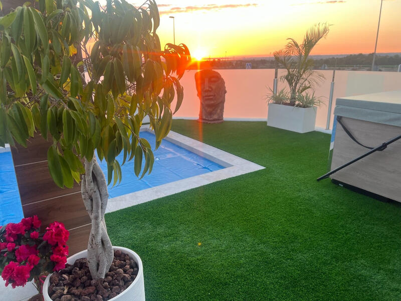 3 Schlafzimmer Villa zu verkaufen 3 Schlafzimmer Villa zu verkaufen