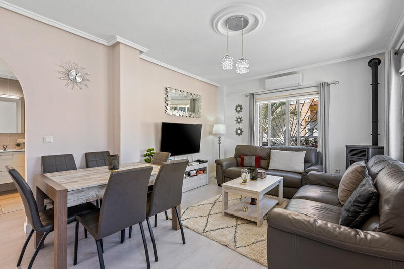 3 Cuarto Villa en venta