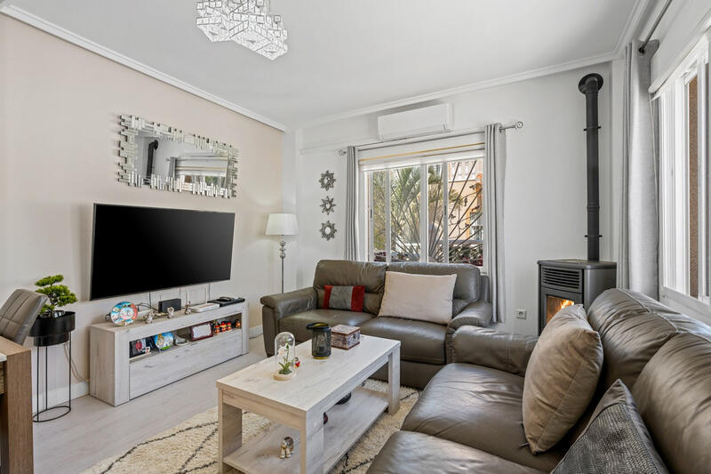 3 Cuarto Villa en venta