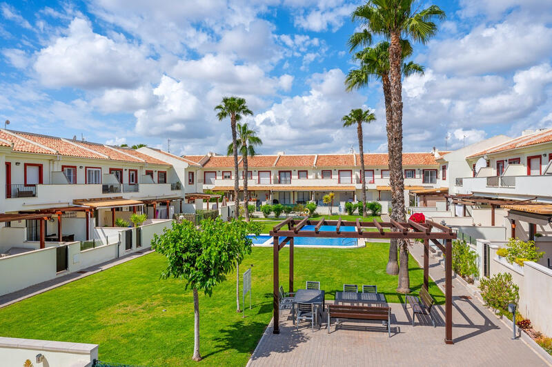 3 bedroom Townhouse for sale 3 bedroom Townhouse for sale