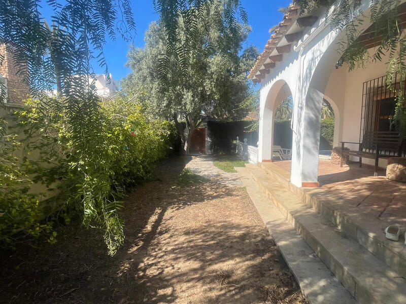 4 bedroom Villa for sale 4 bedroom Villa for sale