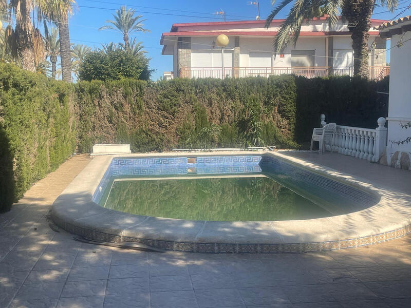 4 bedroom Villa for sale 4 bedroom Villa for sale