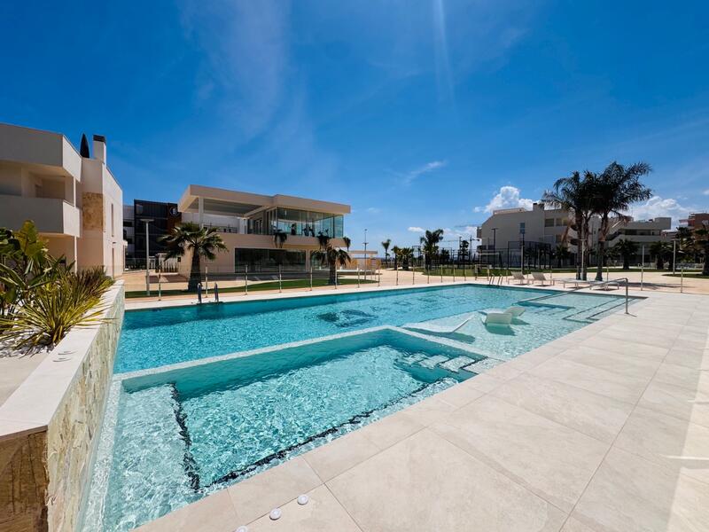 Apartment for sale in Guardamar del Segura, Alicante