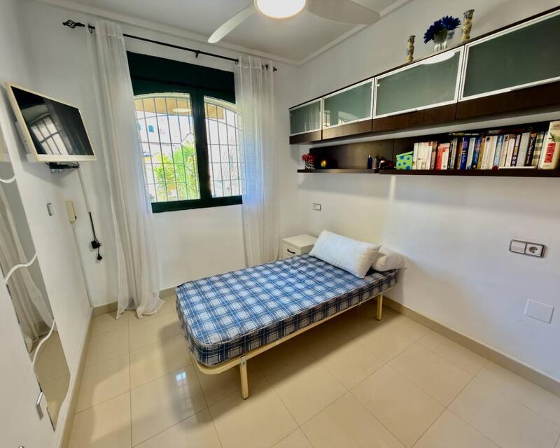 2 slaapkamer Appartement Te koop 2 slaapkamer Appartement Te koop