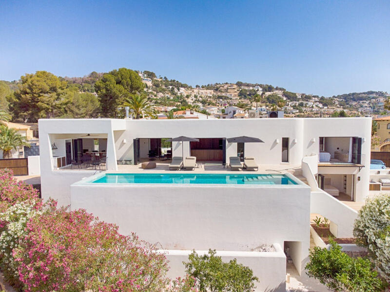 вилла продается в Benissa, Alicante